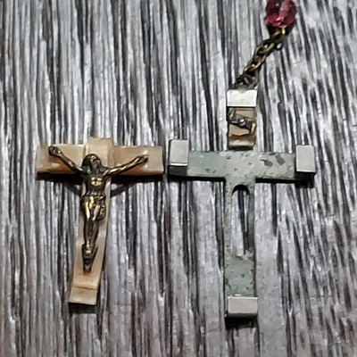 Vtg Lourdes France Cross Ivory Lucite Crucifix from a Rosary - broken