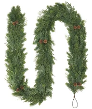 9ft x 10" PE Garland With Pinecones (New)
