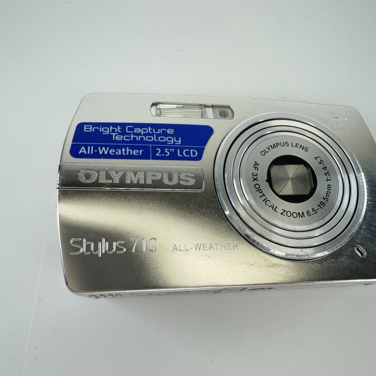 OLYMPUS μ 710 ALL-WEATHER 生活防水機能付き OLYMPUS μ 710 ALL-WEATHER 生活防水機能付き ニュースリリース