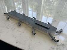 1:400 Scale Model Airport Terminal (comes with jetbridges, 10 gates - W/B & N/B)