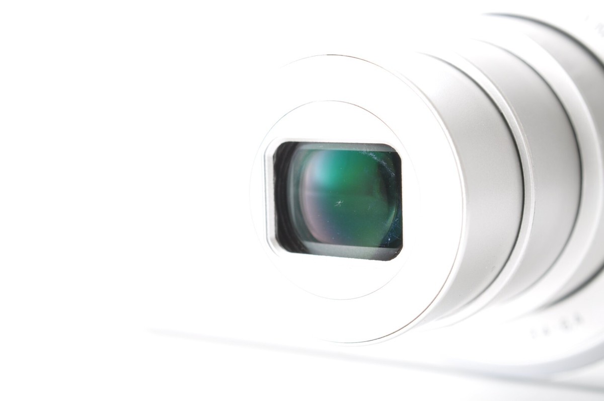 Nikon Coolpix S3400 Silver Excellent+5 Compact Digital Camera from