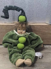 Vintage Lillian Vernon Green Pea In A Pod Doll Porcelain Head, Hands & Feet 9300