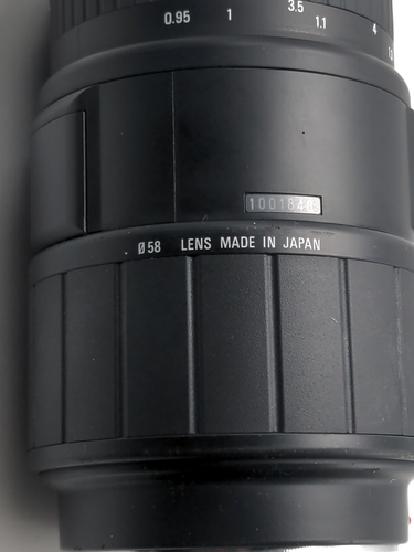 Sigma APO Macro AF Lens 70-300mm F/4-5.6 AF Autofocus Minolta Sony A Type Mount - Picture 10 of 16