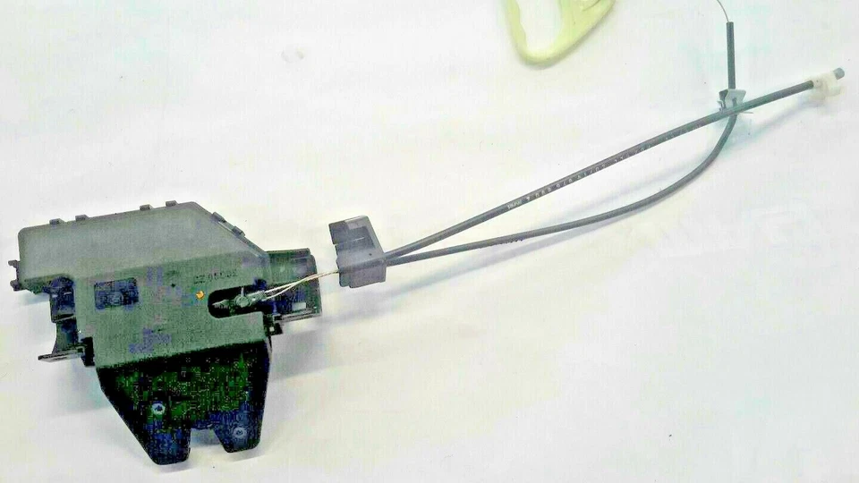 BMW M3 M5 M6 2006-2010 maletero bloqueo eléctrico mecanismo actuador OEM Foto 3 de 4