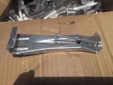 6 inch Heavy Duty K-Style Quick Speed Screw Gutter Hangers 50 Pieces 