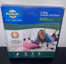 PetSafe 2-Way Locking Indoor Cat Door CC10-050-11 - 1 to 15 lb Cat - Open Box