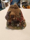 Lilliput Lane Cottage Grandmas garden, great condition no box
