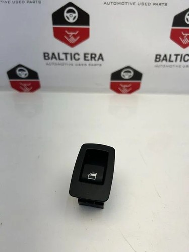 BMW 3 F30, F80 Schalter für Fensterheber hinten links 9208106 3.00 31534419