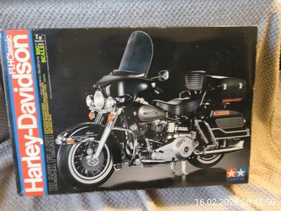 Harley Davidson Black Flash Tamiya 1:6 160007