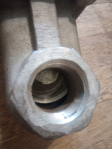 Crane CF8-FE 1 1/4" Stainless Steel Gate Valve 114-SP Class 150 - Picture 5 of 13