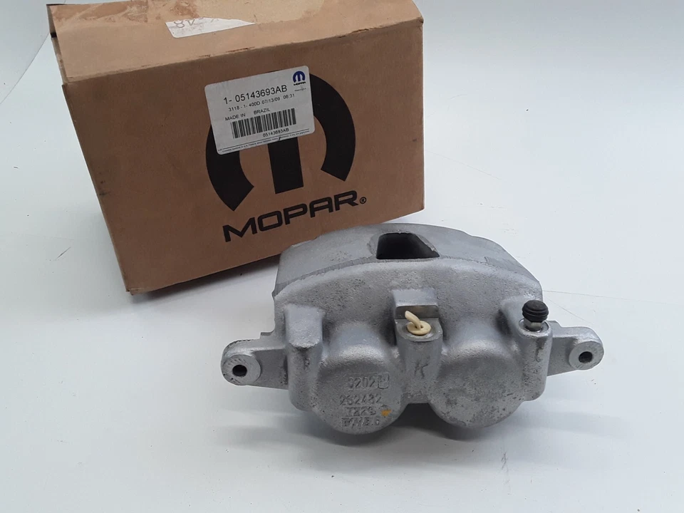 NUEVO Pinza de freno de disco delantera izquierda para Jeep Commander Grand Cherokee 2009 2010 Foto 4 de 4