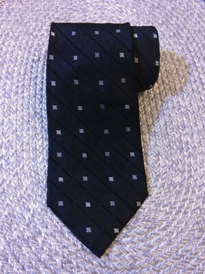 Embassy Row Neck Wear Men's Tie 100% Silk (Pre-Owned) Color Black