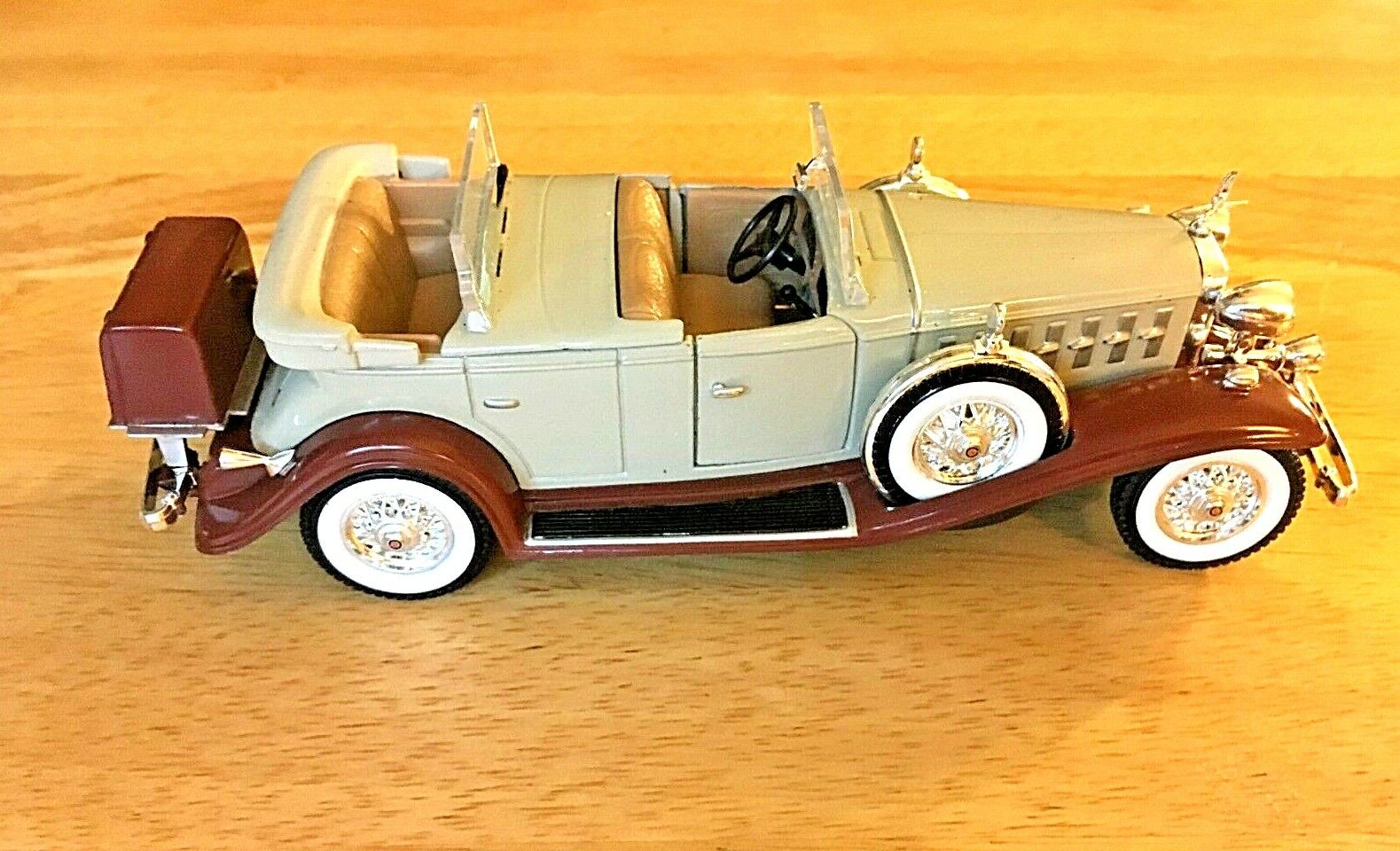 Picture 3 of 4