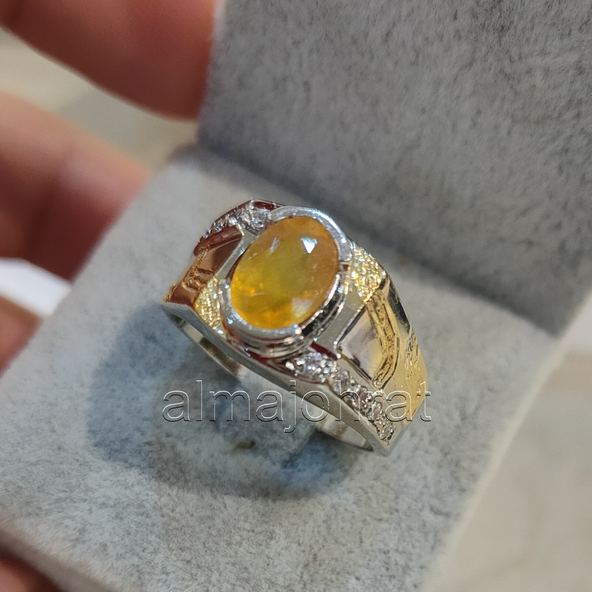 Natural yellow sapphire ring sale