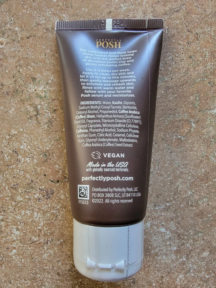 Perfectly Posh LIVIN’ LA VIDA MOCHA Caffeinated Face Mask 1.75 fl oz NEW Sealed - Image 2 of 2