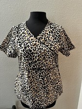 Scrub Star Woman  s Size S/CH Short Sleeve Medical Animal Print Scrub Top-3118