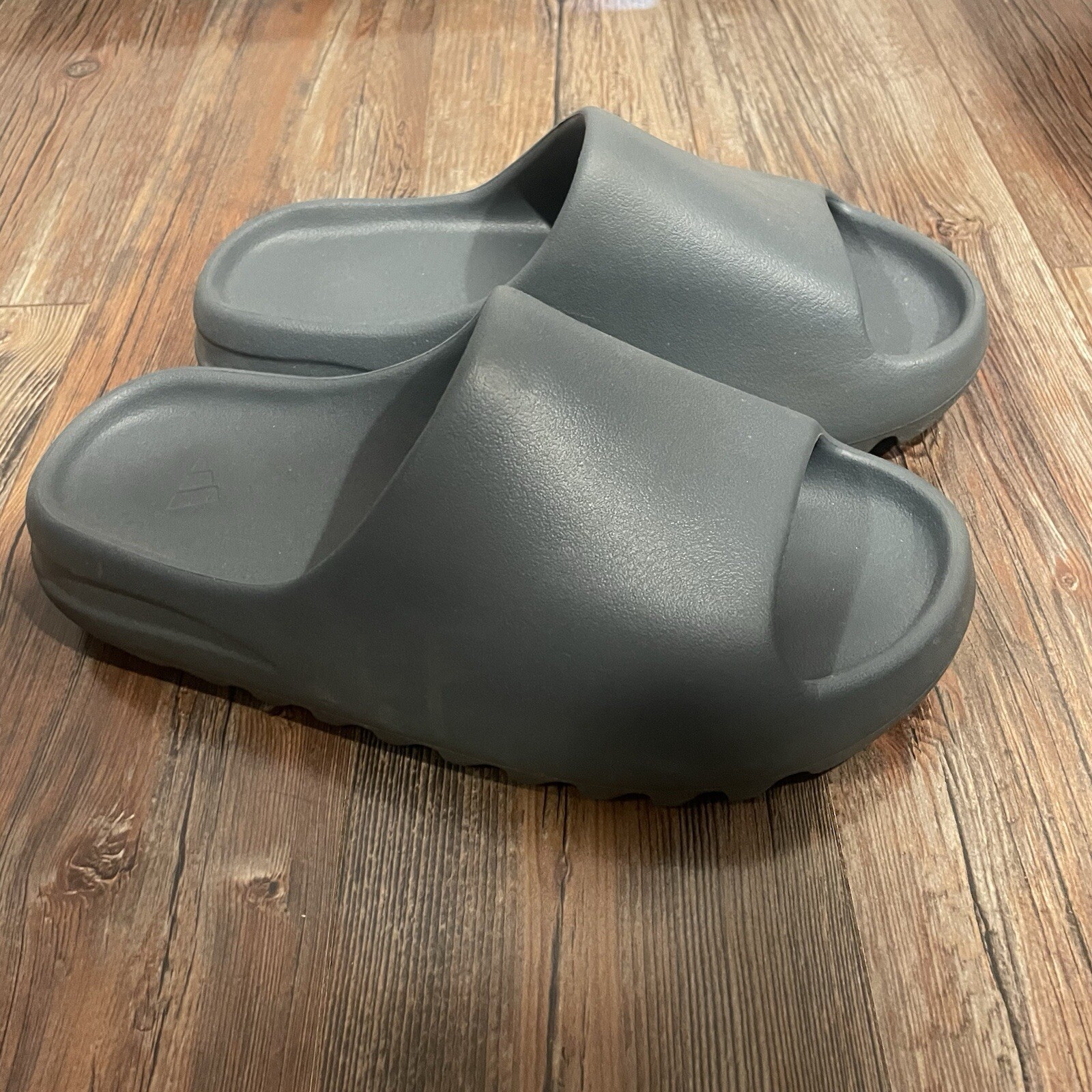 Mens Size 8 - adidas Yeezy Slide Slate Marine 2023 (ID2349)