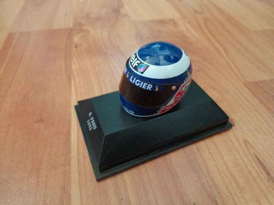MINICHAMPS 1/8 CLASSIC OLIVIER PANIS 1995 ARAI LIGIER F1 FORMULA 1 CRASH HELMET - Image 2 of 3