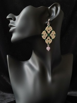 Handgefertigte Blumen Ohrringe Edelsteine Jade Natur Neo Jugendstil Boho