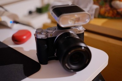 Fujifilm X-M5 + Viltrox 24mm f1.4 + Vintage Z1 Plus Blitz