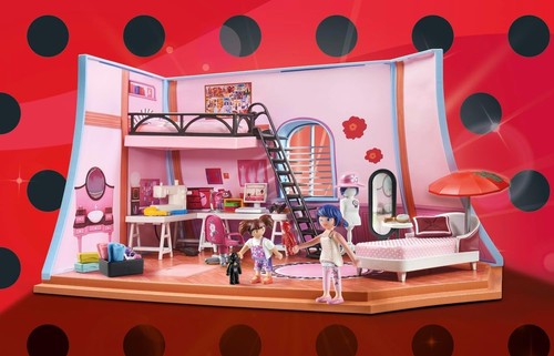 Miraculous: Marinette's Loft Playset with Sewing Machine - Adventure Awaits! - Picture 5 of 11