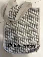 Lululemon Small Holiday 2025 Logo Light Reusable Shopping Bag New