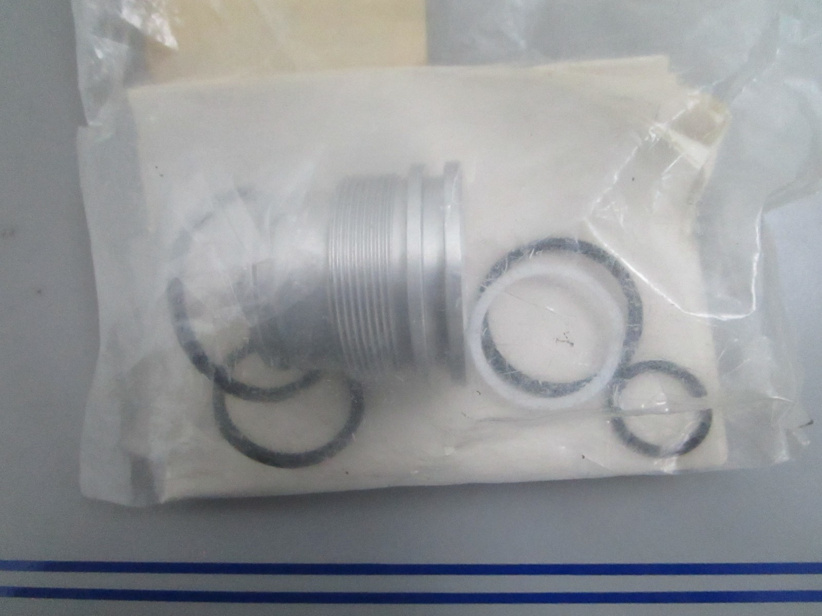 *NEW OEM* 0820 Mercury Quicksilver Trim Cylinder Repair Kit 92188A2