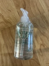 Cuccio Somatology Botanicals Body Hand Wash 8 fl oz New Sealed