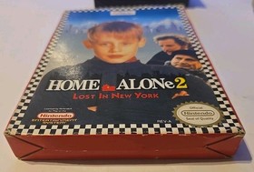 Home Alone 2: Lost in New York (Nintendo Entertainment System 1992) NES Game Box