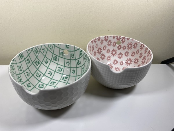 Nicole Miller (x 1) hallazgos de mercado (x1) cuencos de fideos x 2 impecables 