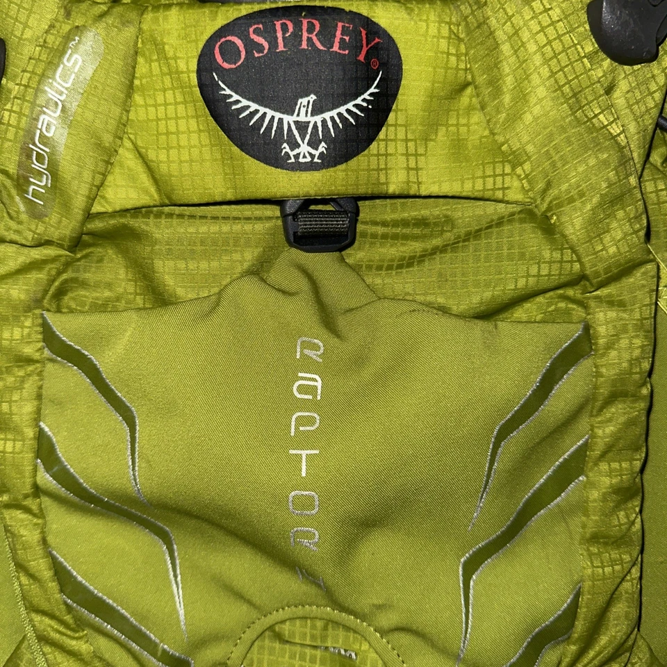 Mochila de ciclismo Osprey Raptor14 usada en excelente estado depósito hidráulico con nueva vejiga SBS 2,5 L Foto 4 de 4