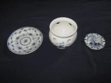L@@K Handpainted Delft Blue Porcelain ~ Cake Plate ~ Ashtray & Shoes ~ Planter