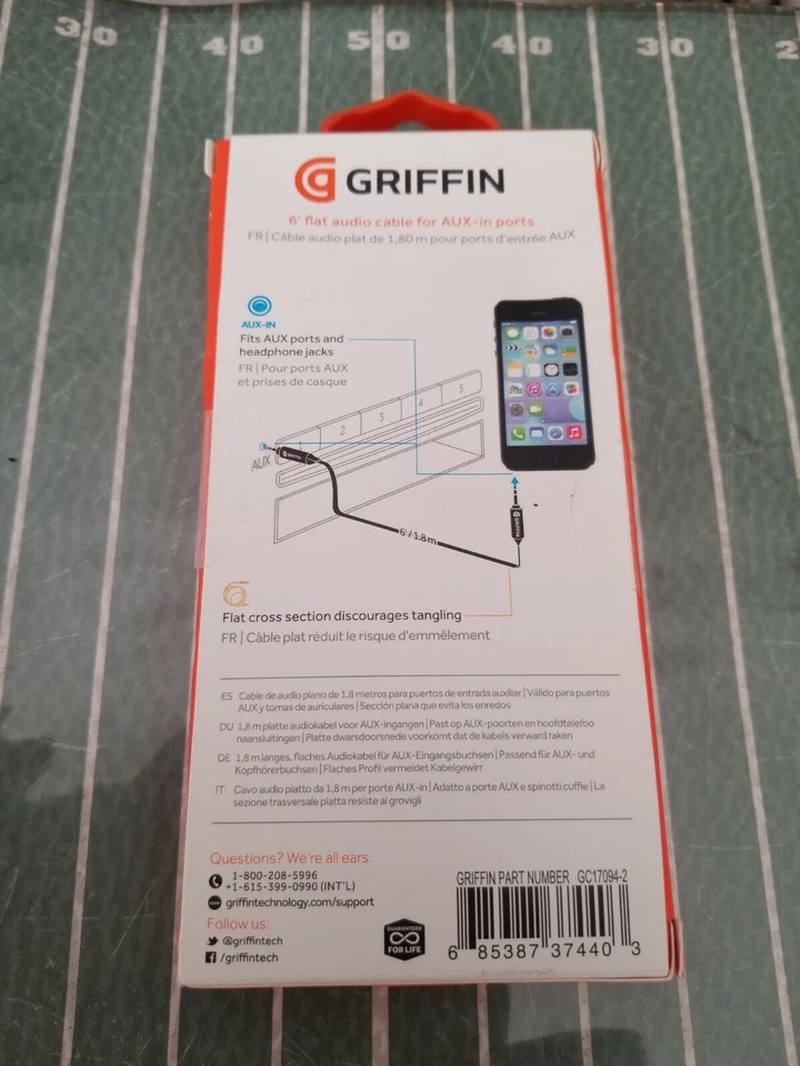 Griffin 6 Ft Flat AUX Audio Cable in Black-Extra long Auxiliary Cable - Image 2 of 3