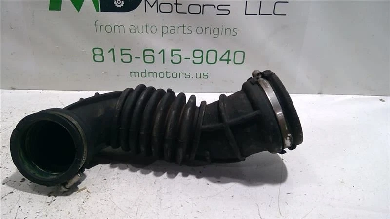 Buick Encore 2018-2021 filtro de aire conducto de salida OEM 95374554 Foto 2 de 3