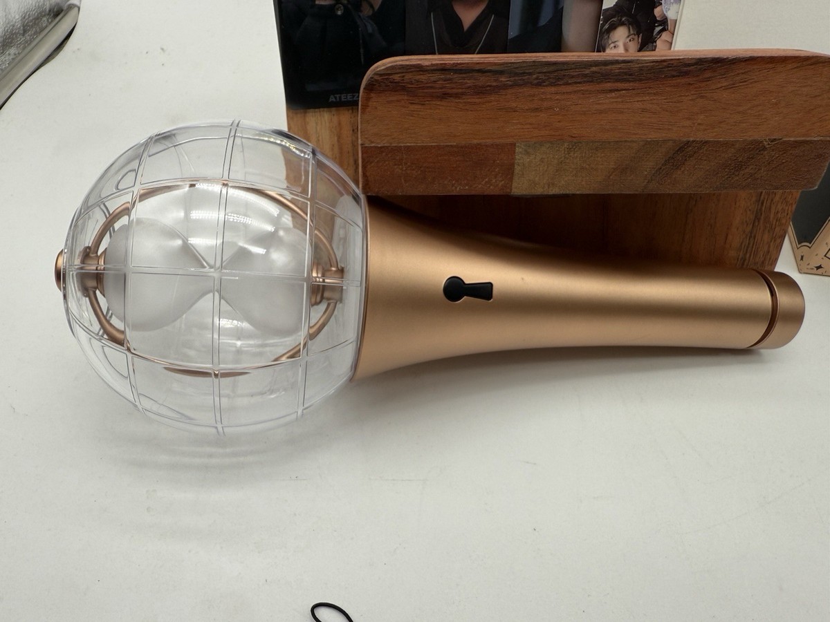 ATEEZ ペンライト　ライティニ LIGHTINY ATEEZ Official Pen Light Stick LIGHTINY Version 1 Limited