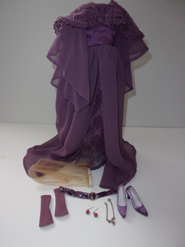 Tonner Evangeline Ghastly A ROYAL AFFAIR 19 Fashion Doll UFDC 2013 LE 150 NRFB 847271002803