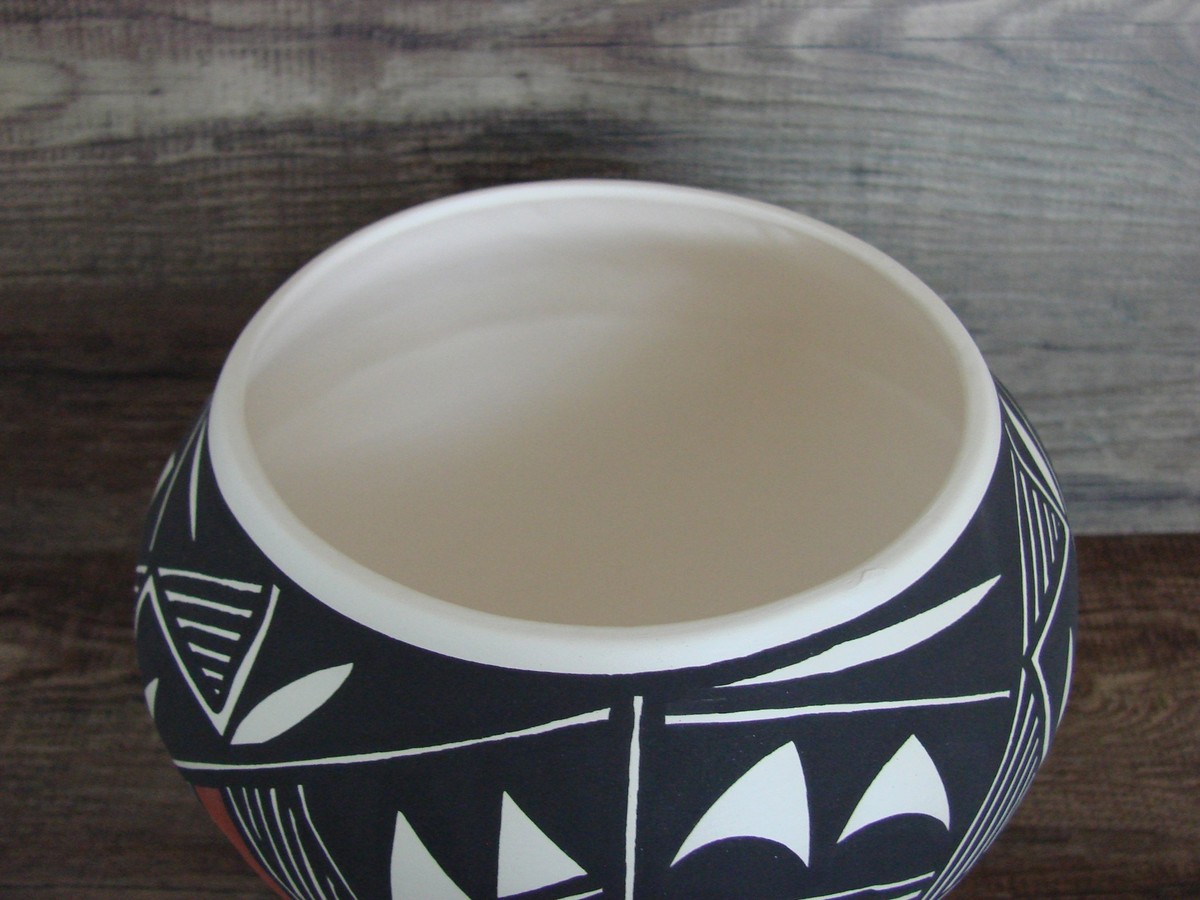 新品 インディアンジュエリー アコマ　Acoma ポッテリー　陶器　acoma LEFT: ネイティブアメリカン・ポッテリ－（陶器）
