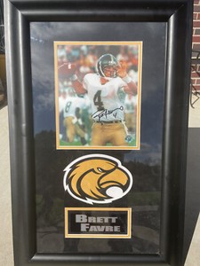 Brett Favre signed Southern Mississippi Golden Eagles framed 19x 29 Photo. COA