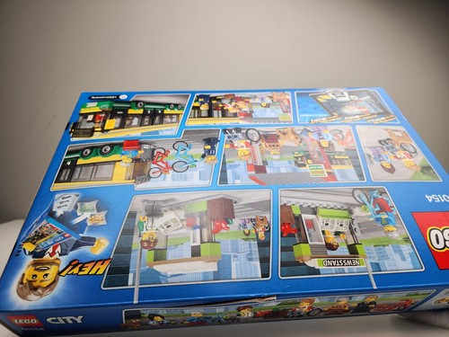 LEGO CITY 60154 Bus Station MIB Factory Sealed Retired - Picture 19 of 19