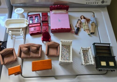 Lot de meubles de maison de poupée Melissa & Doug Misc salle de bain salon chambre avec 4 personnes  - Photo 1 sur 12