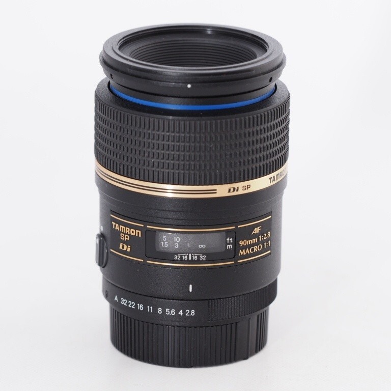 TAMRON SP AF90mm F2.8 Di MACRO 1:1 Pentax K mount a light