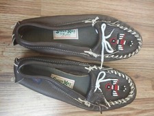Vintage Sioux Mox by Tru-Stitch Beaded Womens Moccasin Size 10 Made in USA Brown
