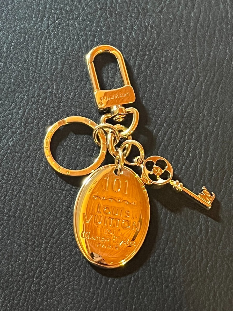 LOUIS VUITTON Key ring holder chain Bag Charm AUTH Porto Cle LOUIS VUITTON Key ring holder chain Bag Charm AUTH Porto Cle