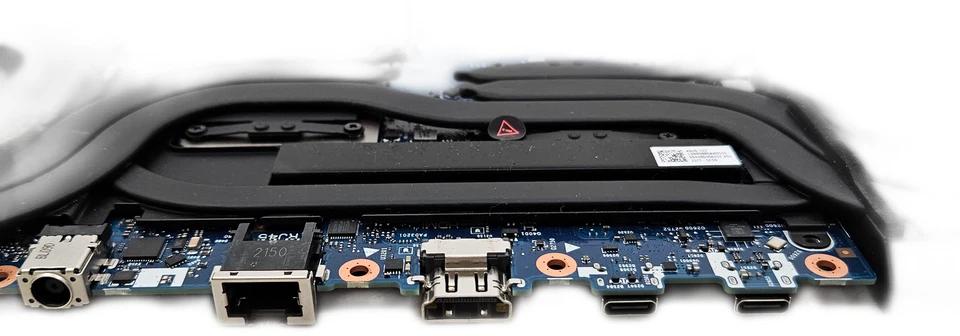 Placa madre Gigabyte AERO RP77 i9 11ª generación RTX 3060 Foto 3 de 4