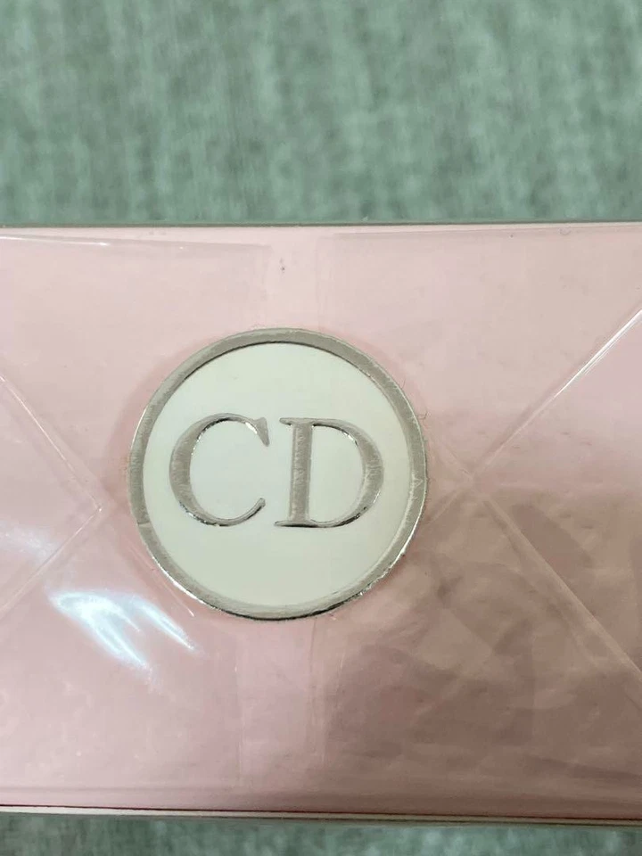 Miss Dior Cherie Eau de toilette 50 ml 1,7 fl oz spray en caja de Japón Foto 4 de 4