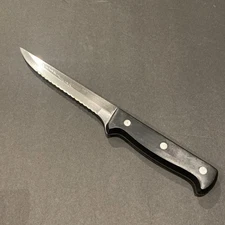 J.A. Henckels International EverSharp Pro 5.5” Boning & Utility Knife Serrated