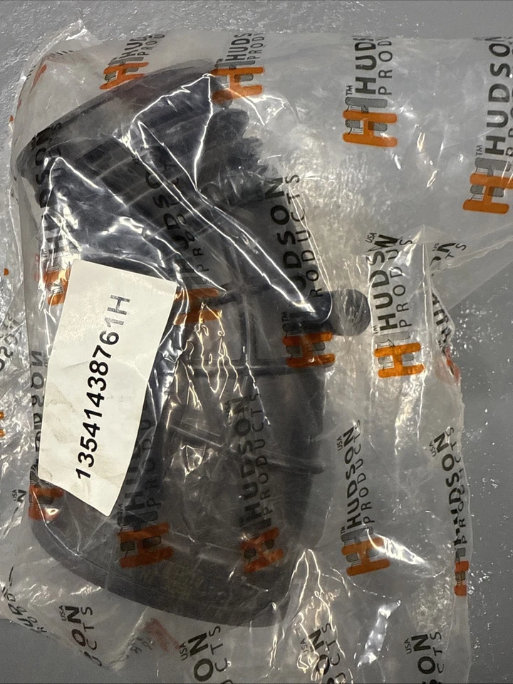 Nueva manguera de arranque de flujo de aire de admisión para BMW 325Ci 325i 325Xi 330Ci 330i 330Xi Z3 Foto 2 de 2