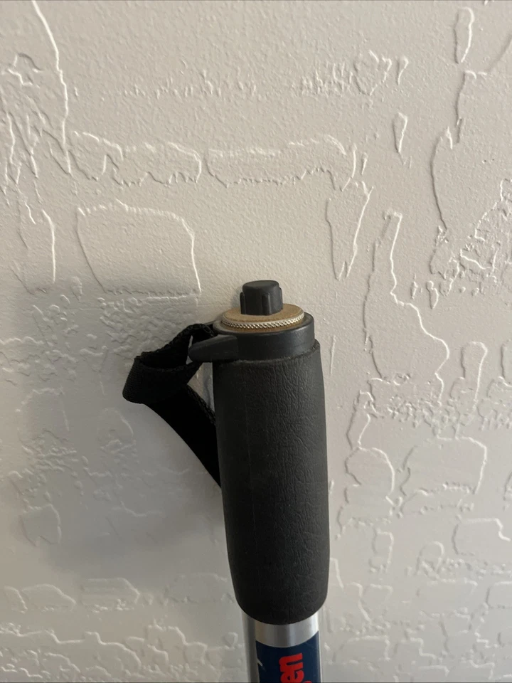 Bogen Manfrotto 3249B 4-Section Monopod-Extends to 5ft - Image 2 of 4