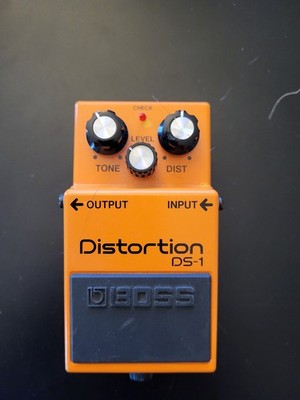 Boss DS-1 Distortion Effect Pedal used 2001 made in Taiwan