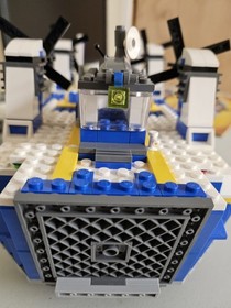 Lego 4997 3 in 1 pre-owned Manuals for 3 builds, no box, minor substitutions